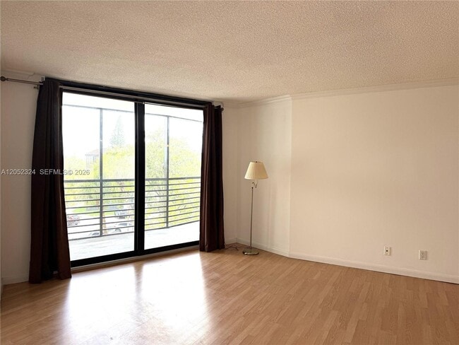 Building Photo - 3800 N Hills Dr