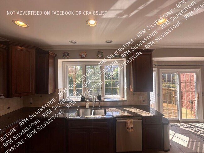 Building Photo - 1506 Galena-