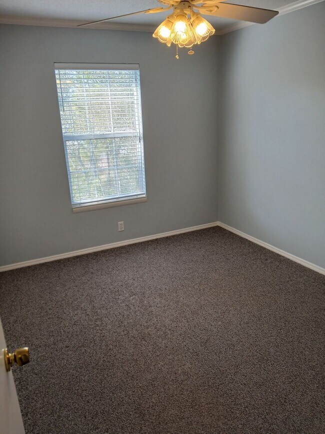 Building Photo - Charming Coastal Rental at Bald Point FL