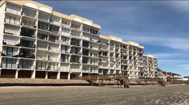 Building Photo - 11949 Termini-San Luis Pass Rd