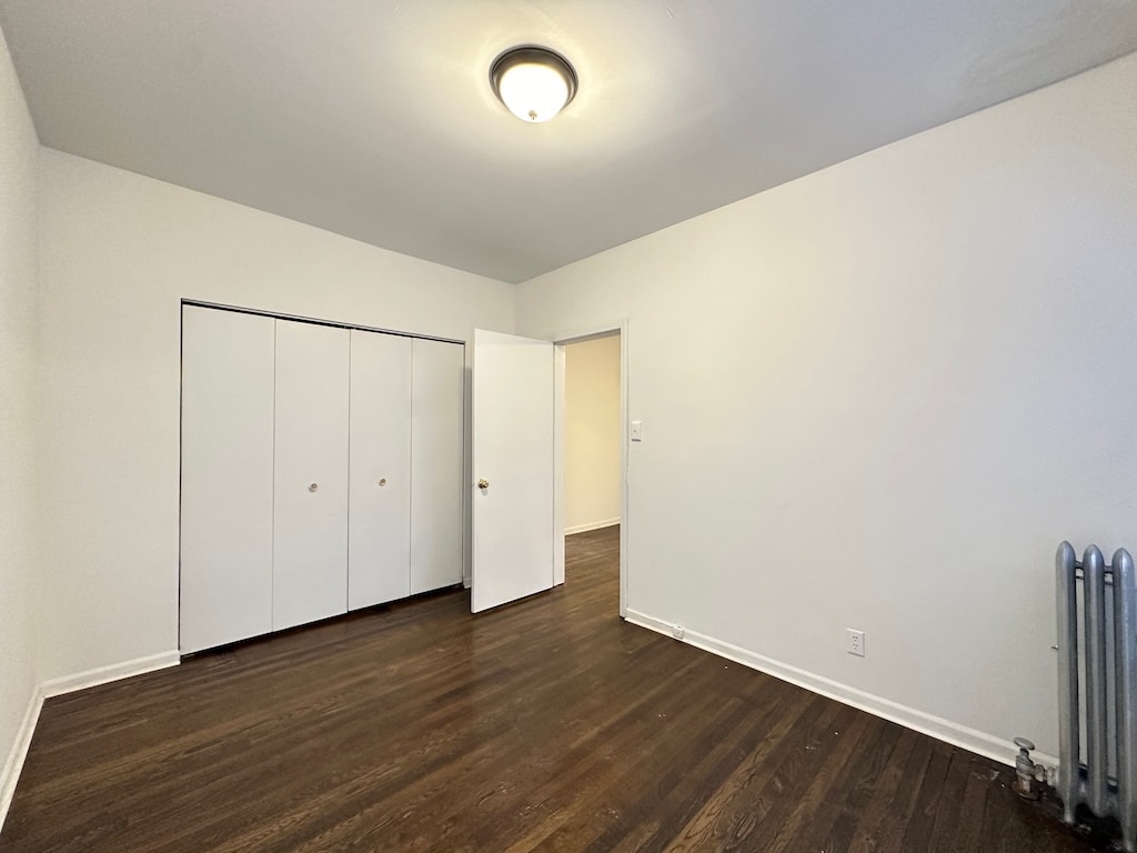 Building Photo - 933 W Sunnyside Ave