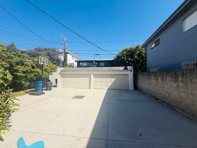 Building Photo - 818 Shenandoah St