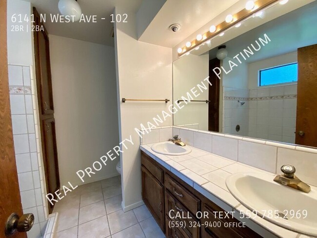 Building Photo - $1,950 Bullard & West, 2 Bed Condo, Commun...