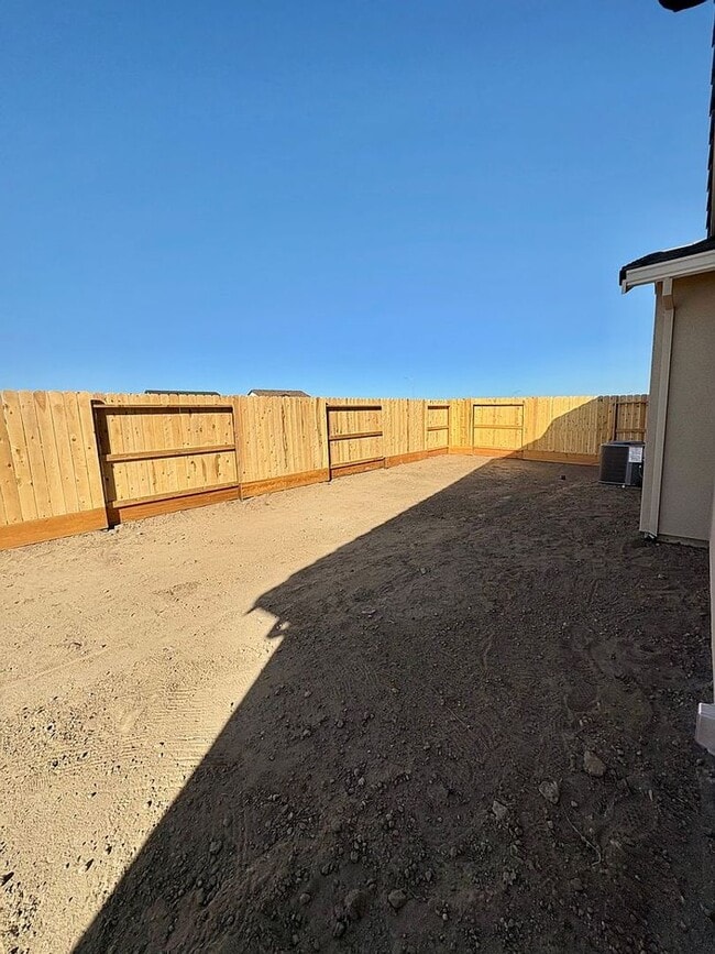 Building Photo - 703 Rosazzo Ln