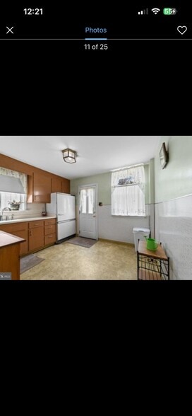 Building Photo - 2128 Borbeck Ave