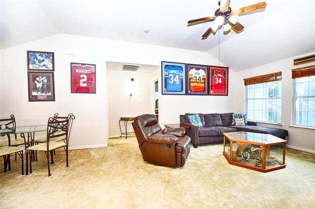 Building Photo - 2540 Pelican Dr