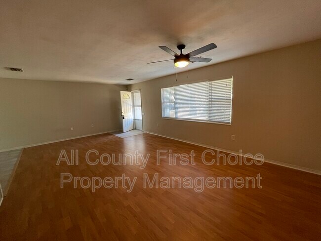 Building Photo - 12098 83rd Ave N