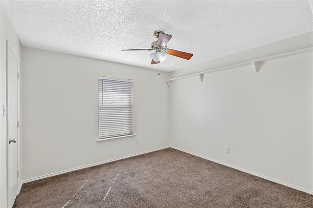 Building Photo - 2804 Monthaven Dr