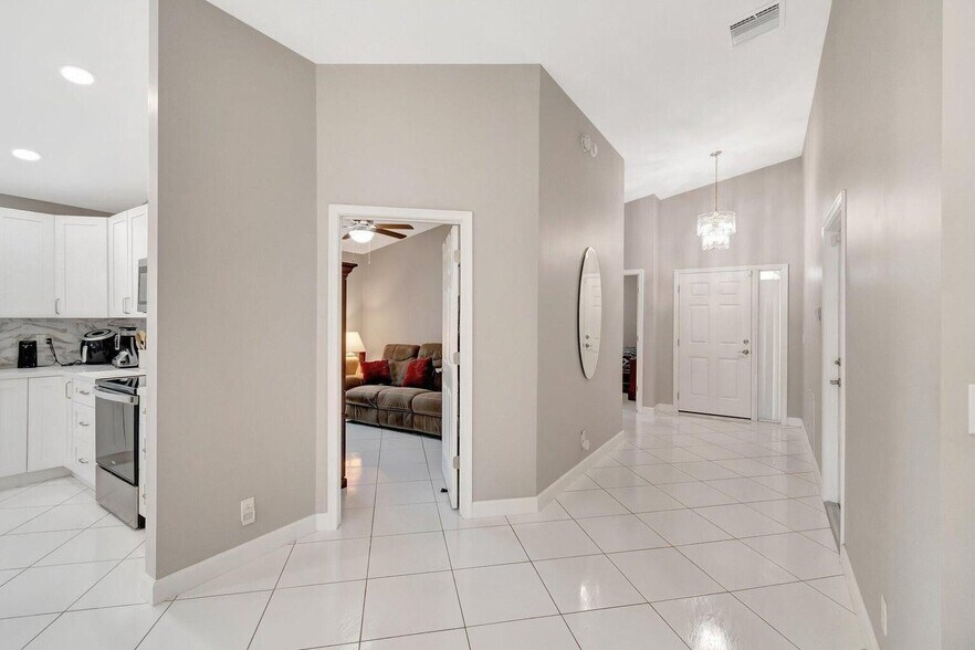 Building Photo - 1439 Waterway Cove Dr
