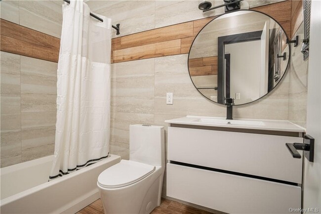 Building Photo - 8-12 S Boulevard Unit# 8-104