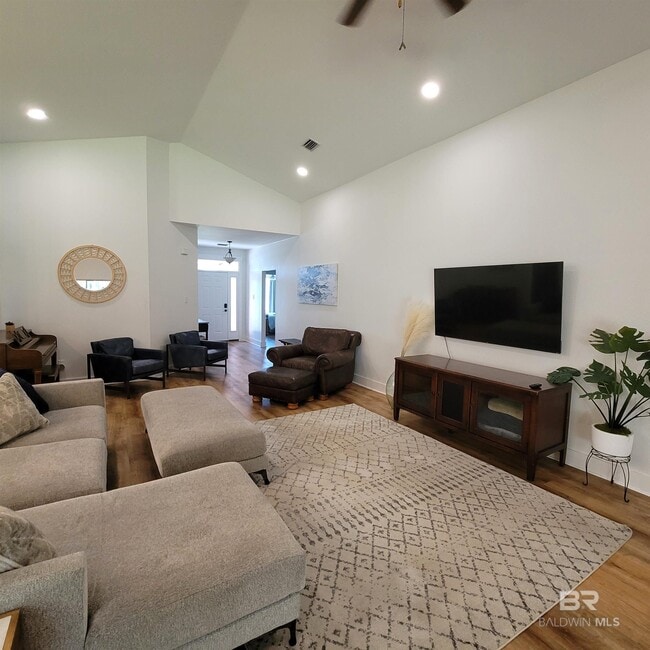 Building Photo - 4219 Coyote Ln