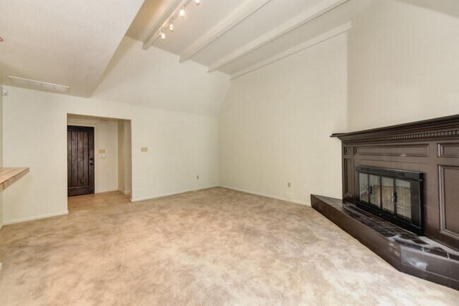 Building Photo - 3924 S St