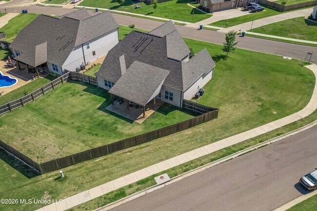 Building Photo - 13738 River Grove Ln