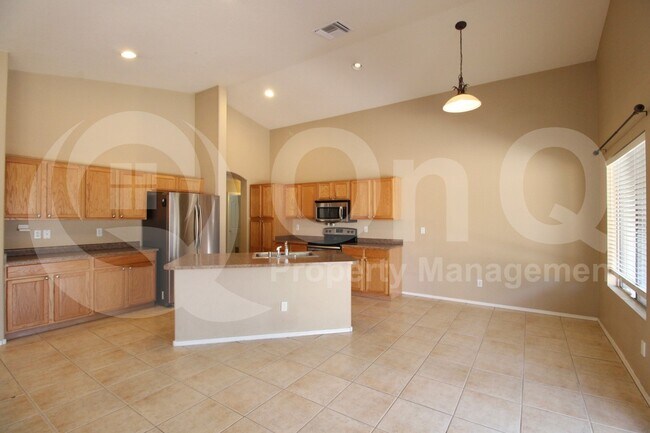 Building Photo - 10234 E Javelina Ave