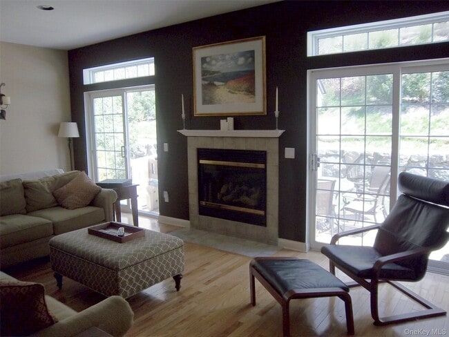 Building Photo - 36 Briarbrook Dr