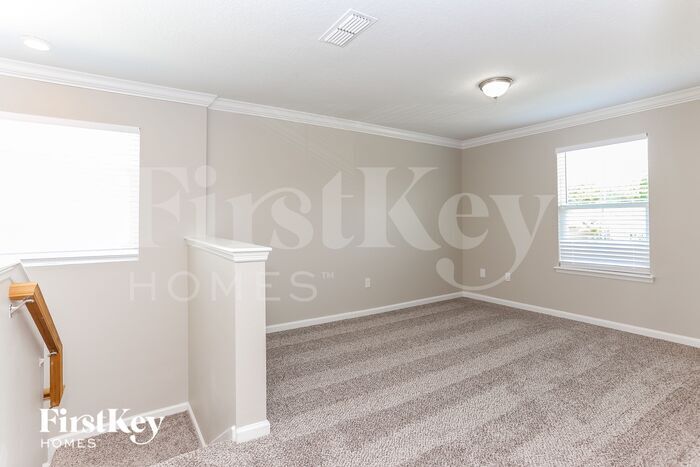 Building Photo - 9019 Devon Pines Dr