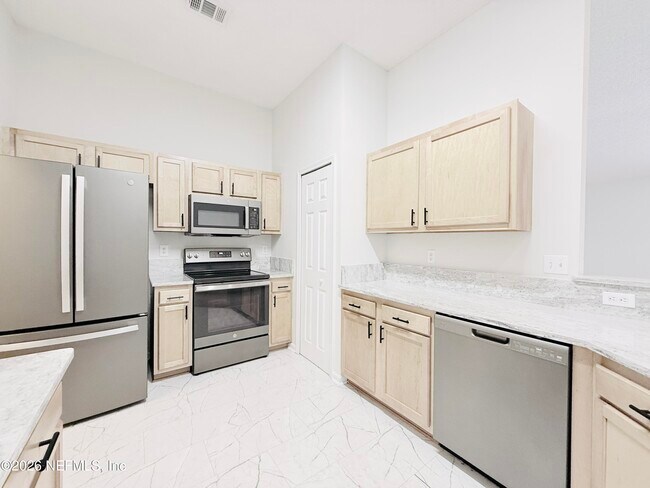 Building Photo - 8713 Star Leaf Rd N