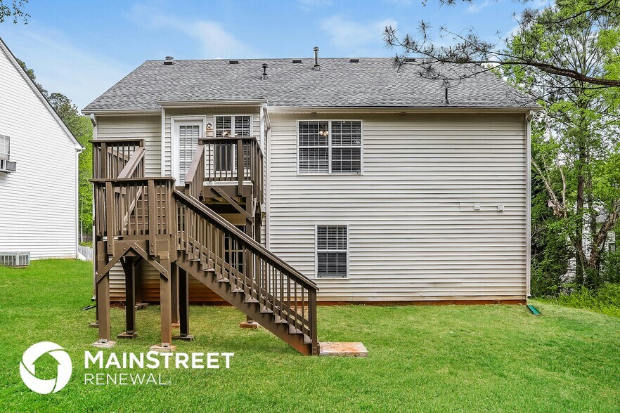 Building Photo - 2804 Crest Ridge Way SW