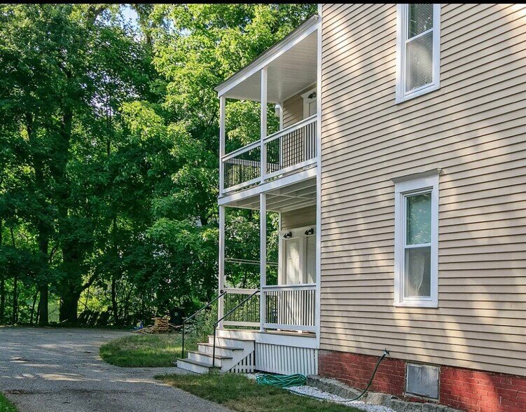 Building Photo - 110 Graham St