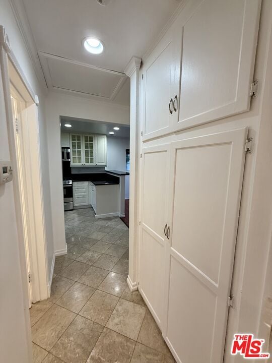 Building Photo - 1200 Laveta Terrace