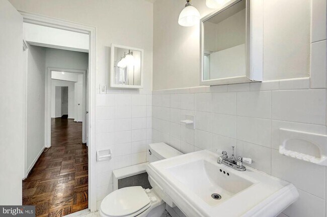 Building Photo - 2500 Q St NW