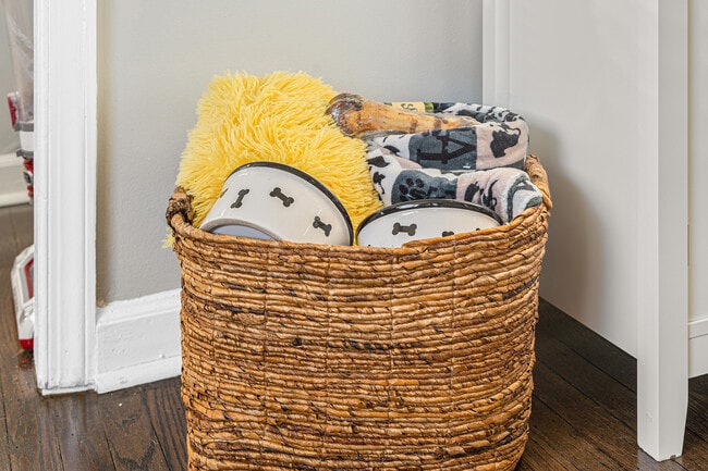 Building Photo - 145 Isabel Ave