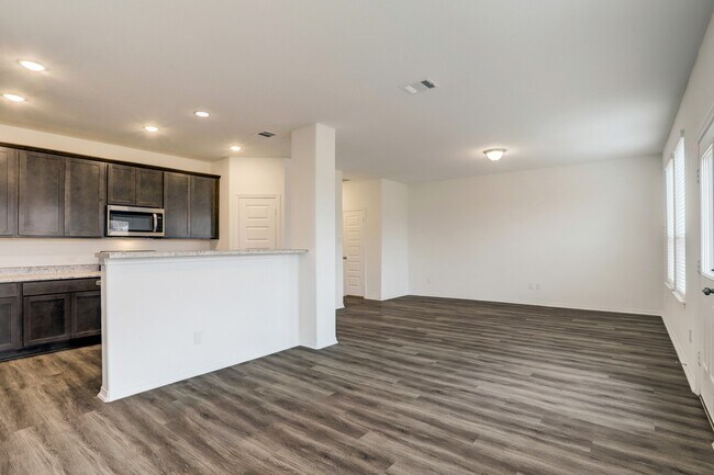 Building Photo - 16754 Rover Ln