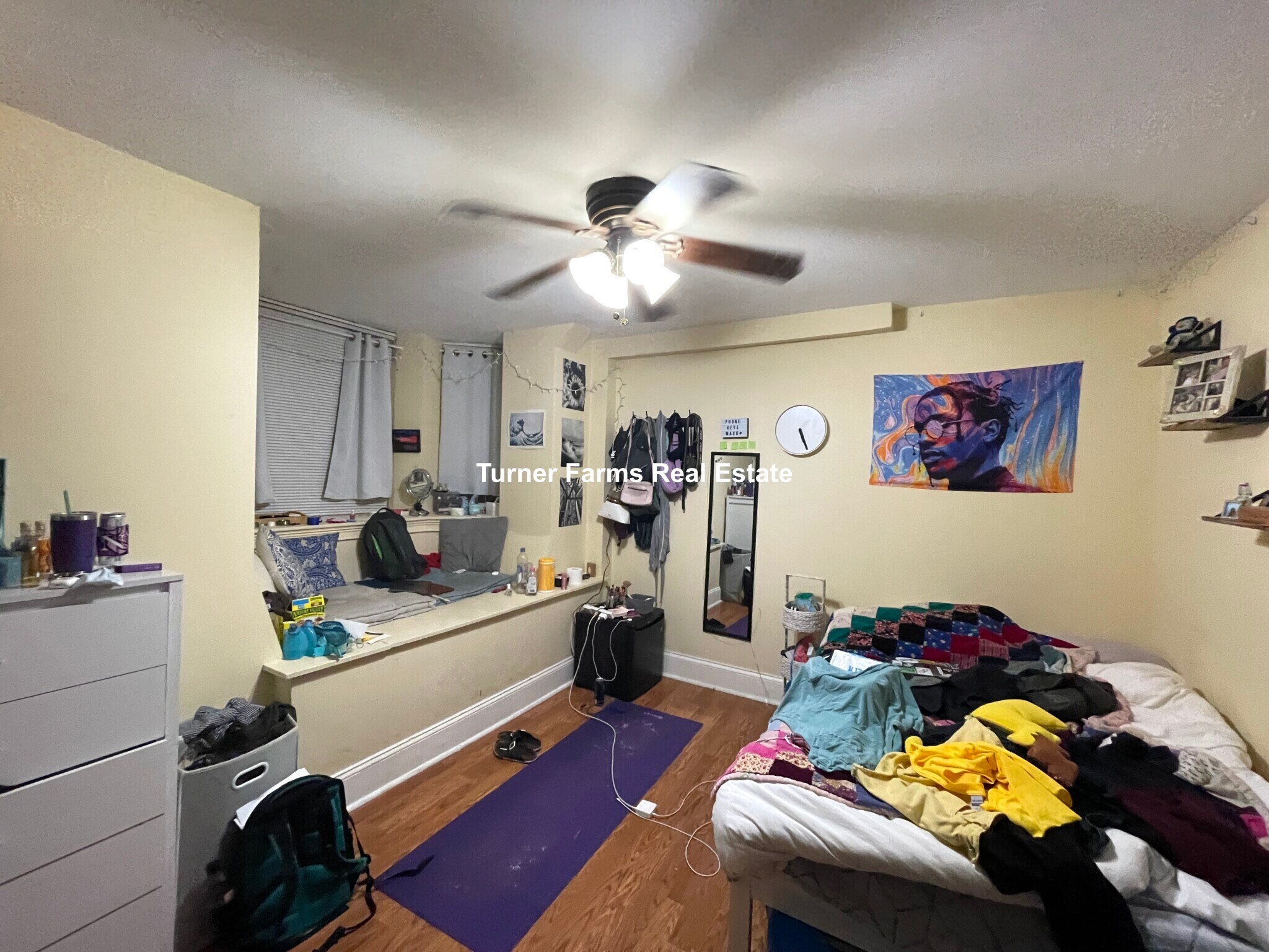 Building Photo - 731 Parker St