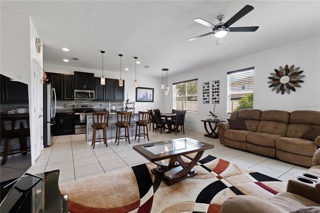 Building Photo - 240 Trinity Ridge Cir