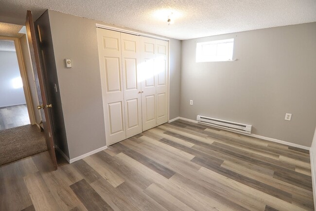 Building Photo - Malstrom 713