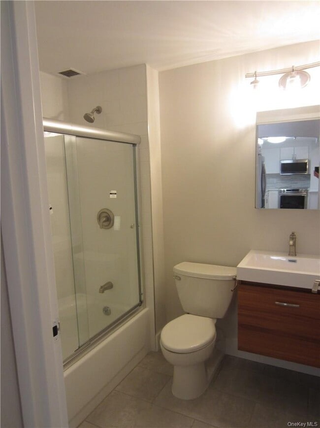 Building Photo - 123 Mamaroneck Ave