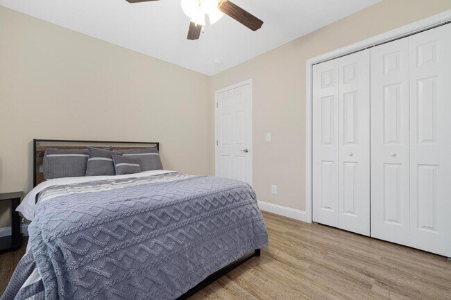 Building Photo - 2927 Watauga Rd