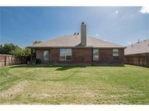 Building Photo - Former model home on corner lot is ready for move in!