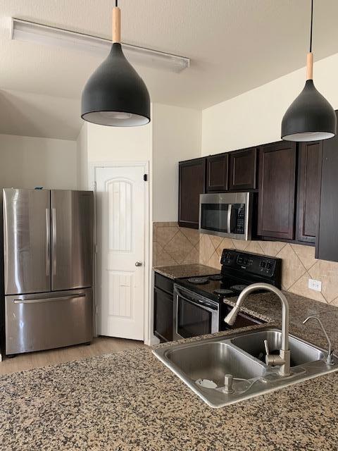 Building Photo - 6120 Diamondleaf Bend