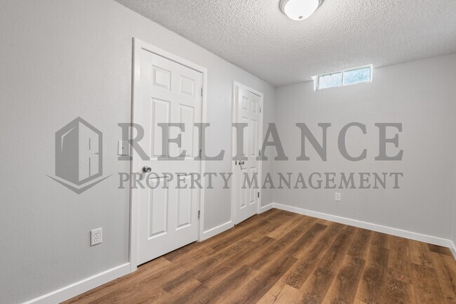 Building Photo - 1739 S Edwards Ct