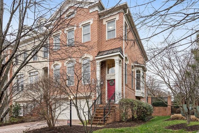 Building Photo - 7000 Eastern Red Cedar Ln