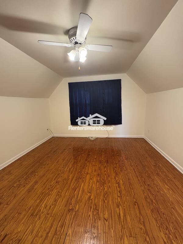 Building Photo - 543 Bayside Dr