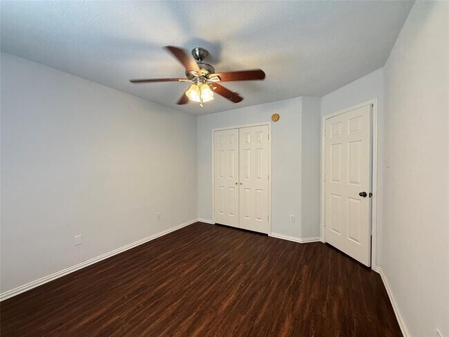 Building Photo - 21331 Riverside Ridge Ln