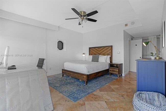 Building Photo - 5781 Biscayne Blvd