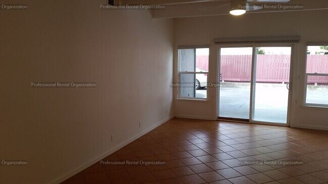 Building Photo - Coming Soon!! One of Napa's finest
