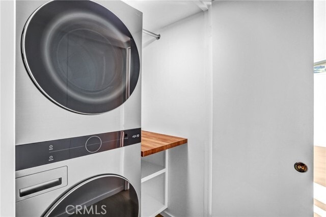 Building Photo - 1891 Wright St