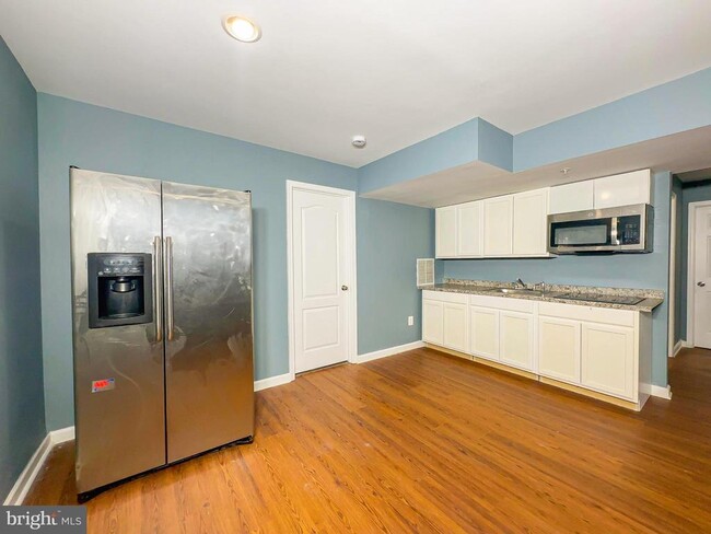 Building Photo - 17405 Madrillon Way