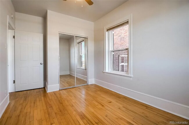 Building Photo - 541 E 14th Ave