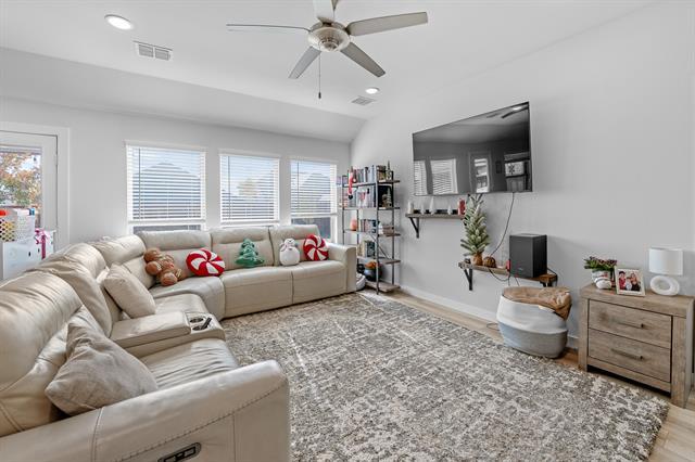 Building Photo - 1245 La Bamba Dr