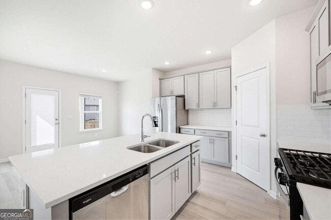 Building Photo - 7768 Richmond Trl