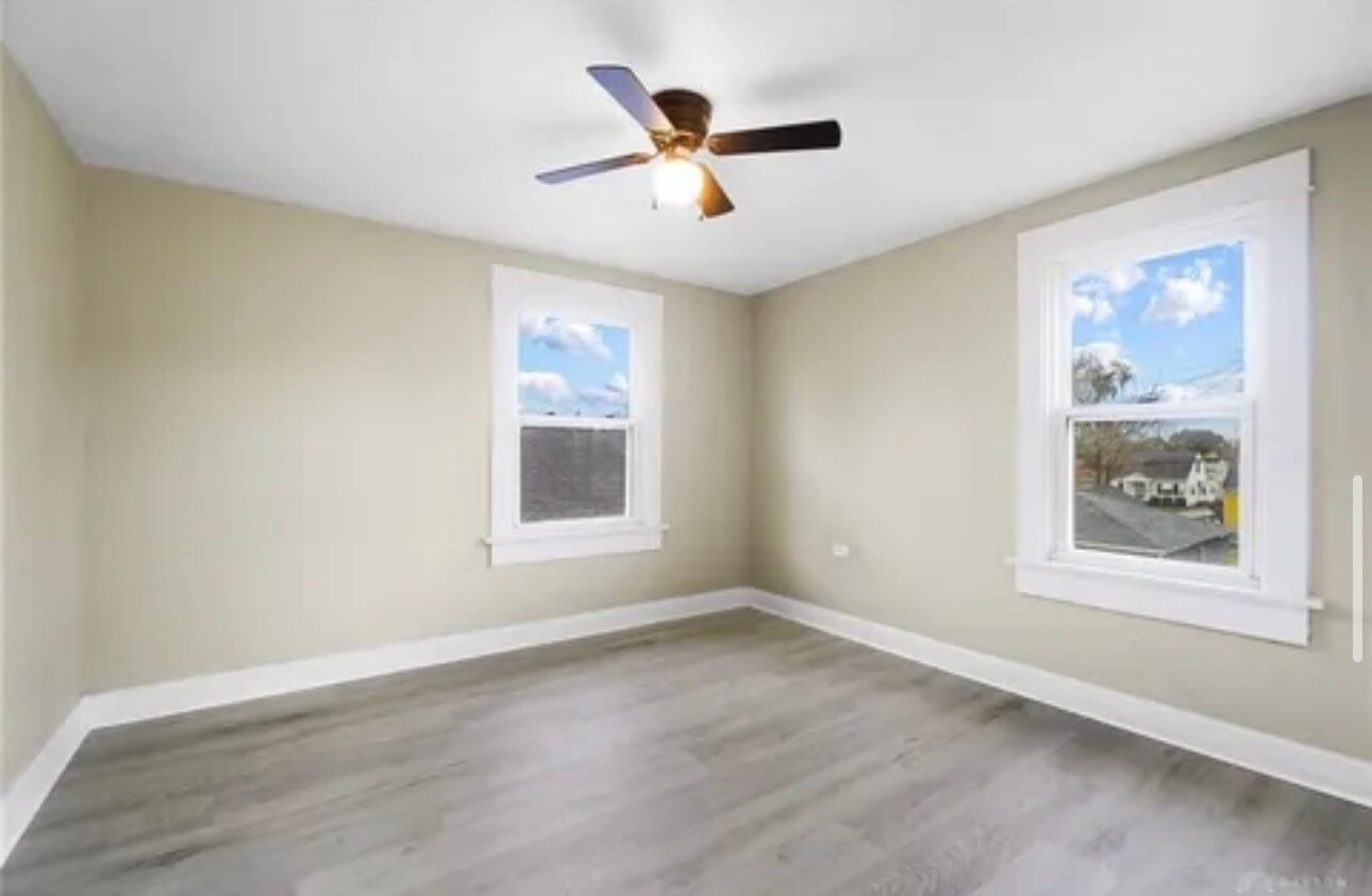 Building Photo - 2116 Moreland Ave