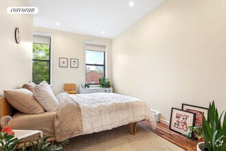 Building Photo - 466 Sackett St