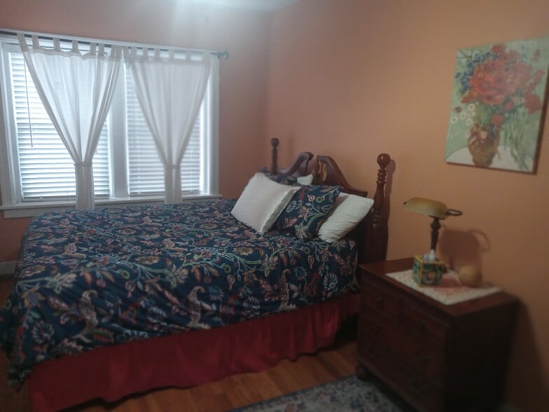 Building Photo - 212 Emanuel Cleaver II Blvd