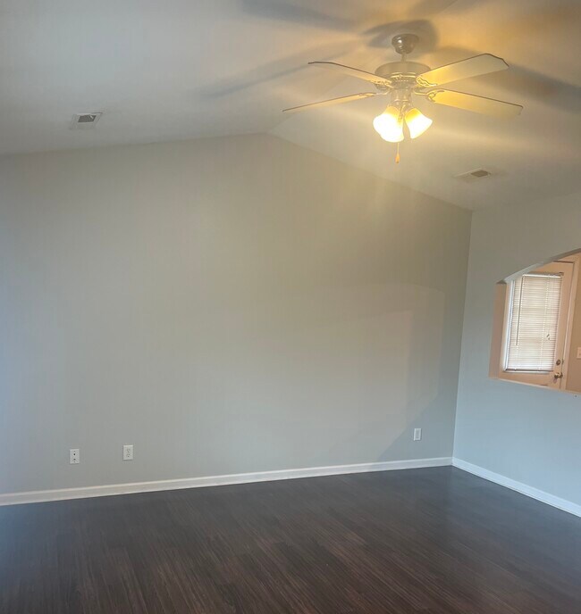 Living room - 24498 Tupelo Ln