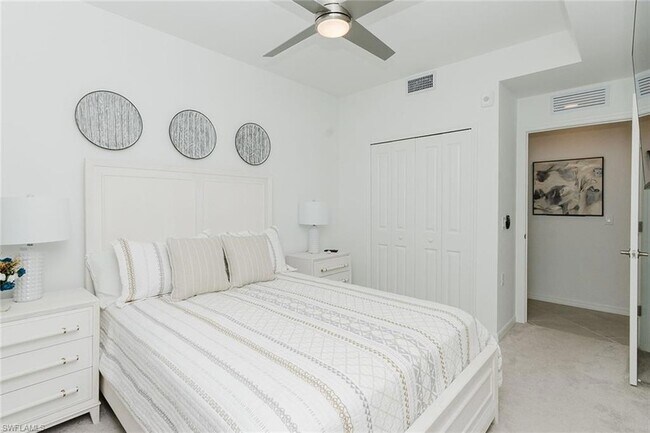Building Photo - 5749 Double Eagle Cir